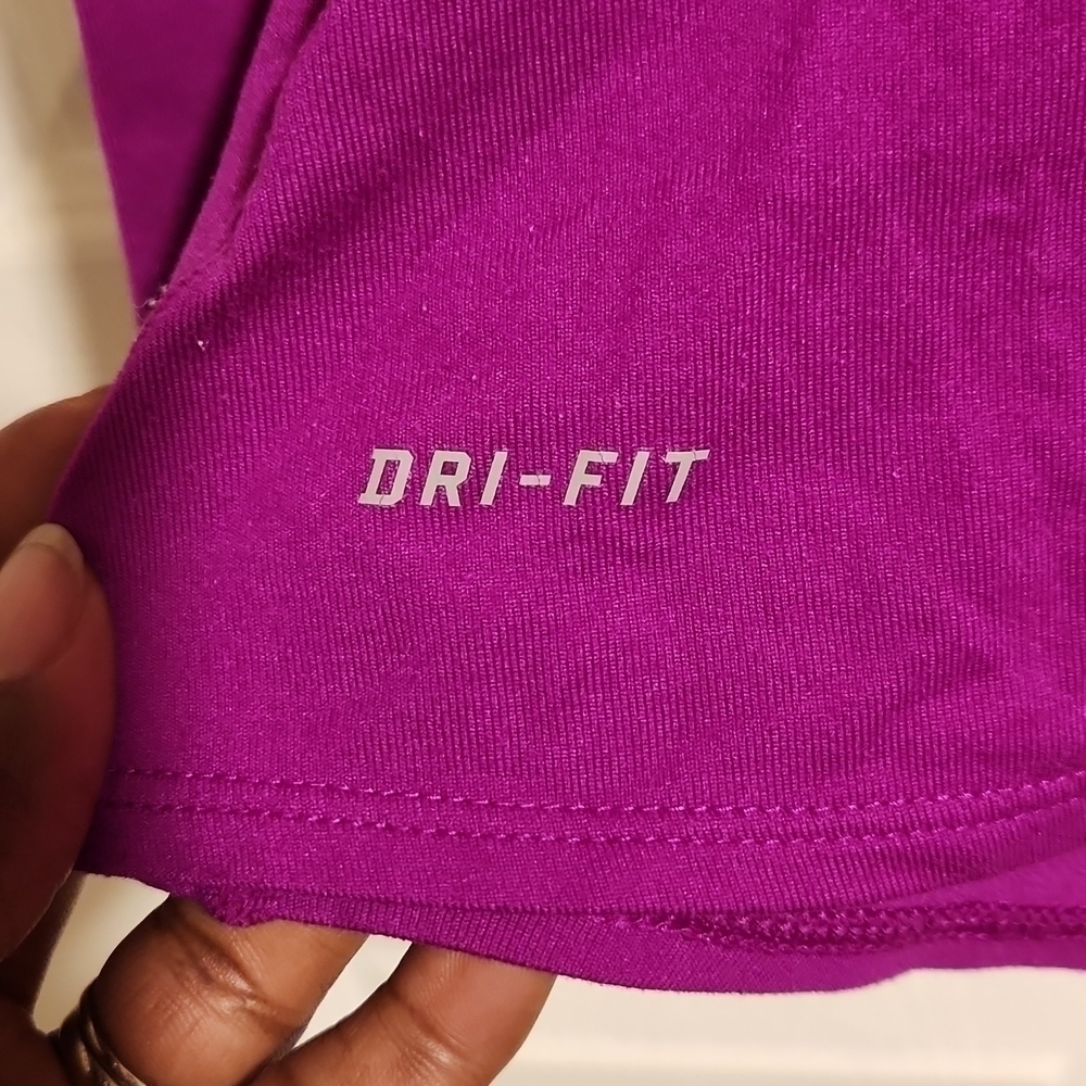 NIKE Dri Fit Women's Top - Picture 5 of 8